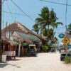 Tour a Holbox + Excursión a Bacalar