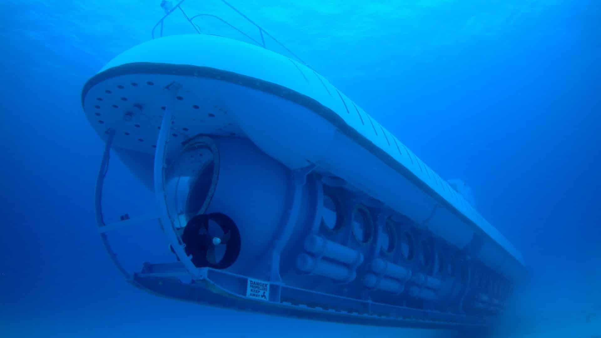 Paisaje submarino capturado durante el tour del submarino Atlantis.