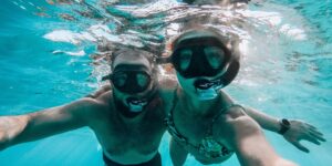 Descubre Akumal: Nado con Tortugas y Visita a Tulum en un Dia