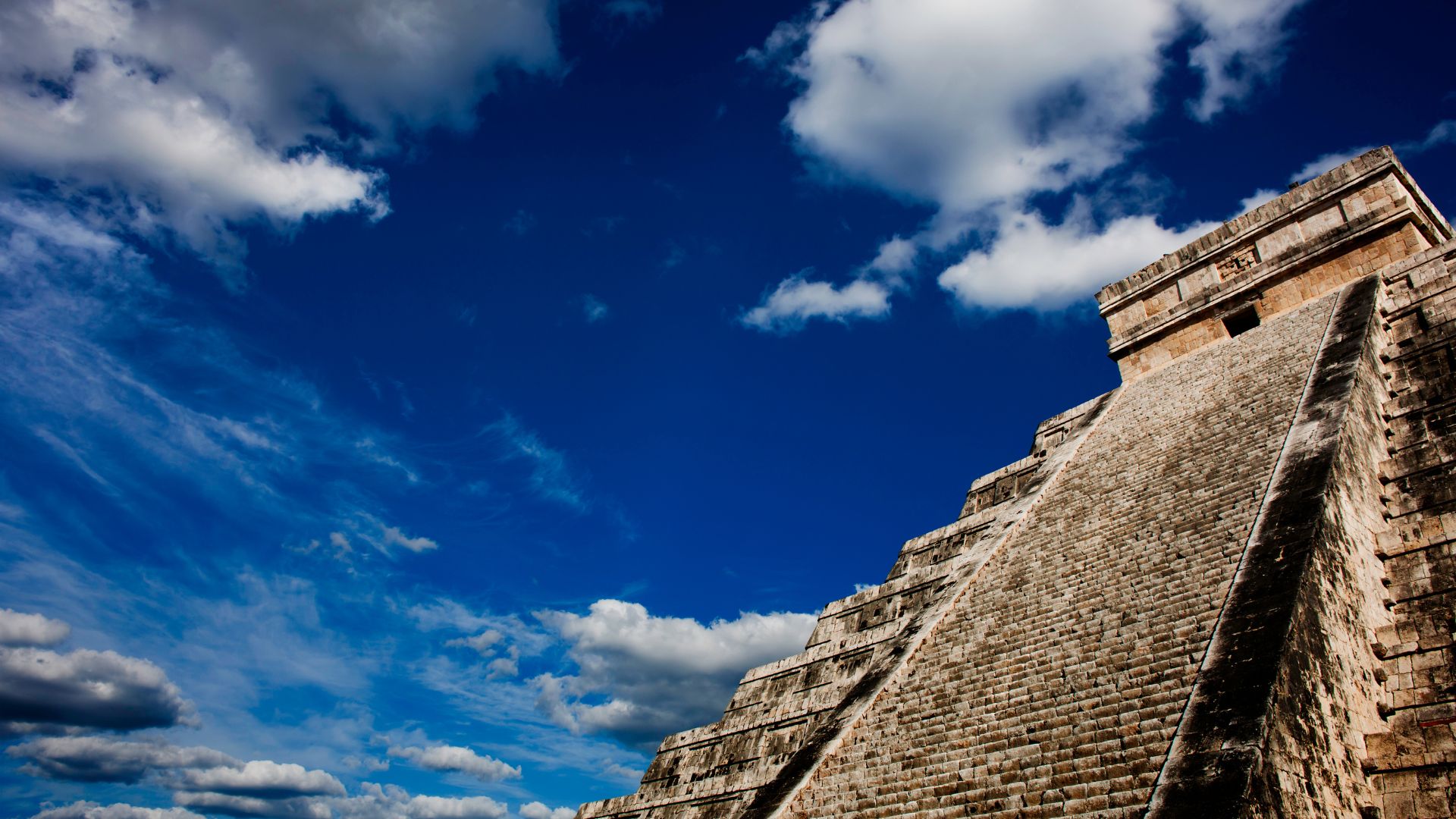 Pirámide de Kukulkán en el Tour a Chichén Itzá