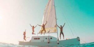 Tours a Isla Mujeres en Catamaran